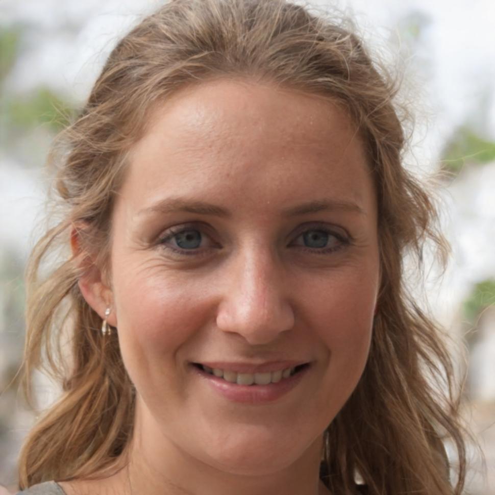 Professionista che utilizza materiali di studio finanziari